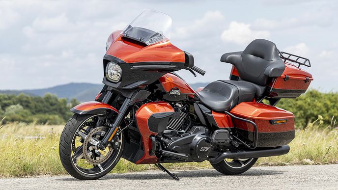 Harley-Davidson Street Glide Ultra Harley-Davidson Street Glide Ultra