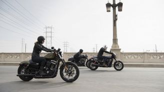 Harley-Davidson Street Rod: Designem vstříc mainstreamu