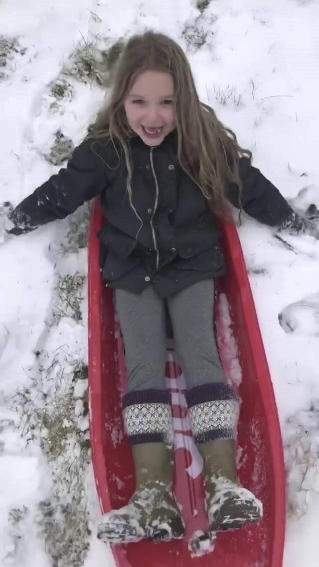 Harper ještě s dlouhými vlasy