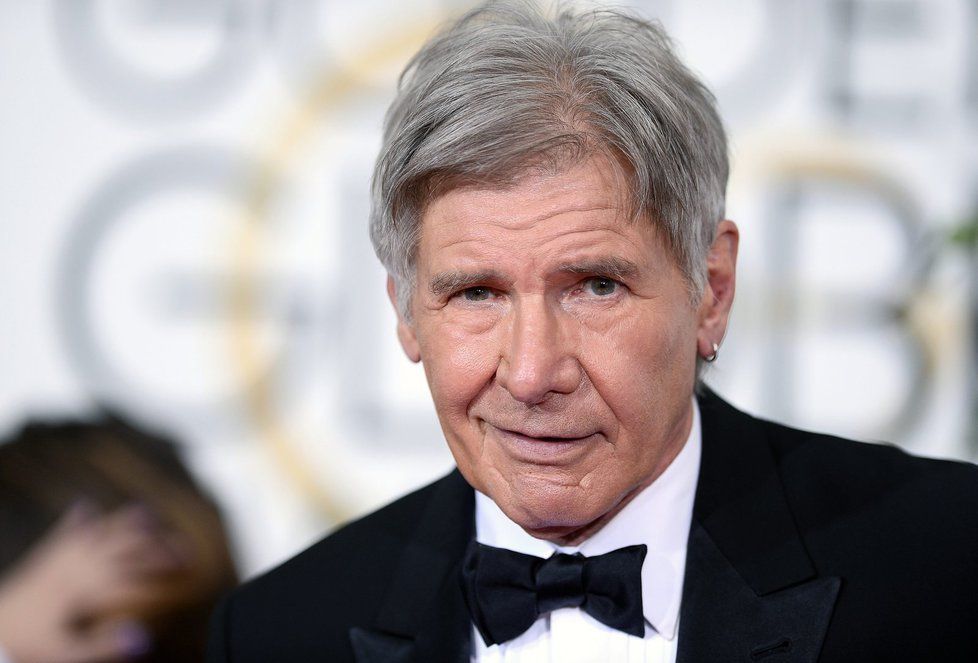 Americký filmový herec Harrison Ford (72) se zranil při čtvrteční nehodě malého historického letadla, s kterým havaroval na golfovém hřišti v okolí Los Angeles.