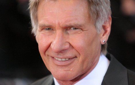 Harrison Ford skončil v nemocnici