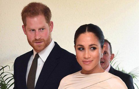 Obří průšvih Meghan a Harryho kryla královna? Pokus zamést stopy!