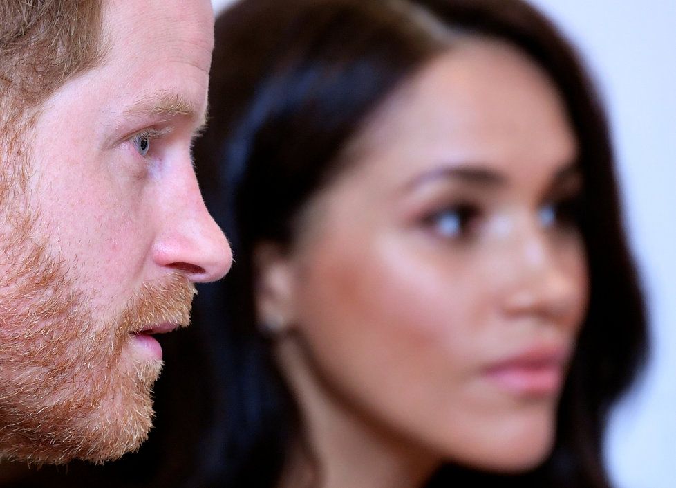 Princ Harry s Meghan Markle v Africe