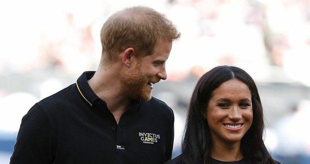 Harry s Meghan na baseballovém utkání