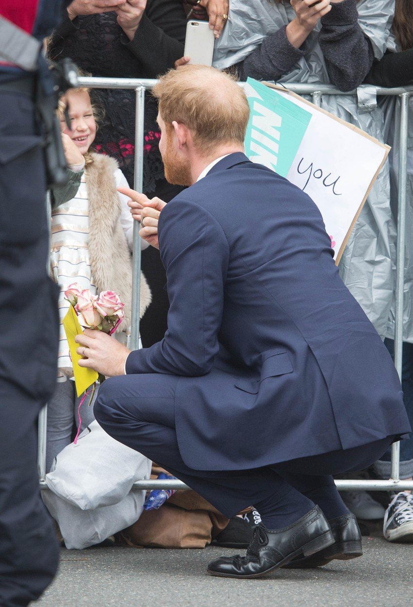 Harry s Meghan v obležení dětí na státní návštěvě Austrálie