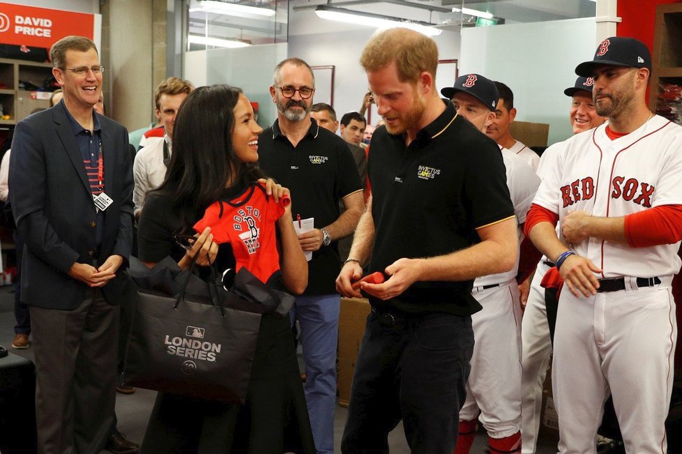 Princ Harry s Meghan dostali rozkošný dárek pro malého Archieho