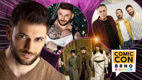 I u nás obsazovaný Predrag Bjelac dorazil coby ředitel Kruvalu, drsné školy ze světa Harryho Pottera, se svými kumpány Tolgou Saferem a zejména dámami všeho věku milovaným Stanislavem Yanevskim do Brna. Blesku tam odkryli i některá tajemství...