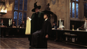 Maggie Smithová a Daniel Radcliffe ve filmu Harry Potter a Kámen mudrců