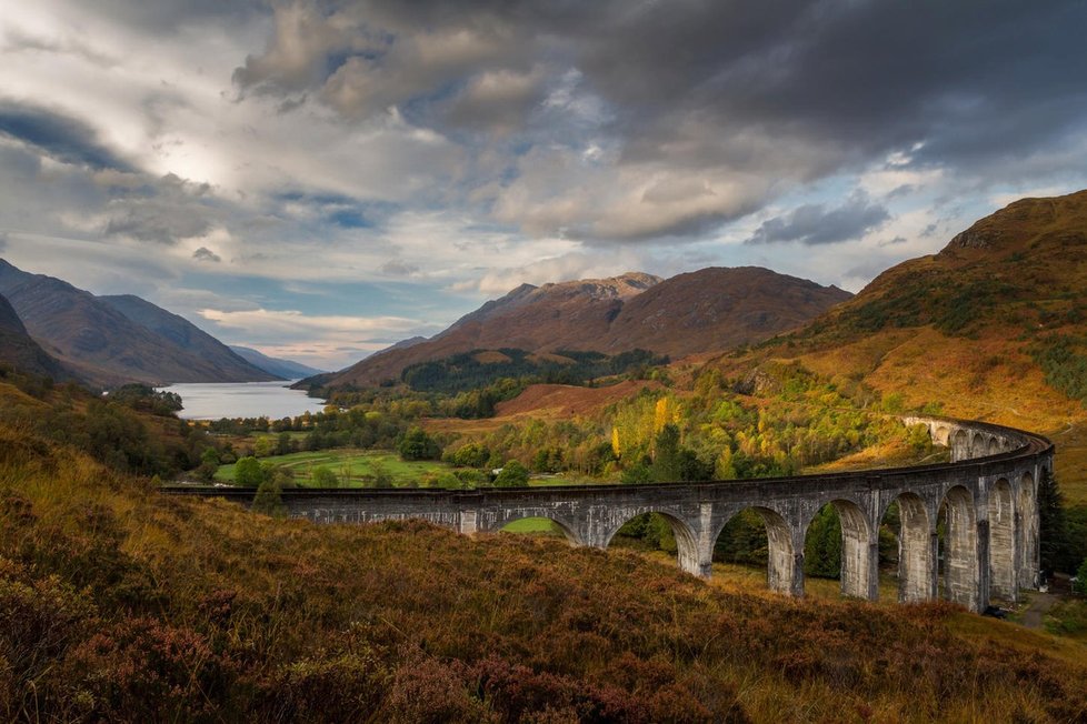 Viadukt Glenfinnan ve Skotsku