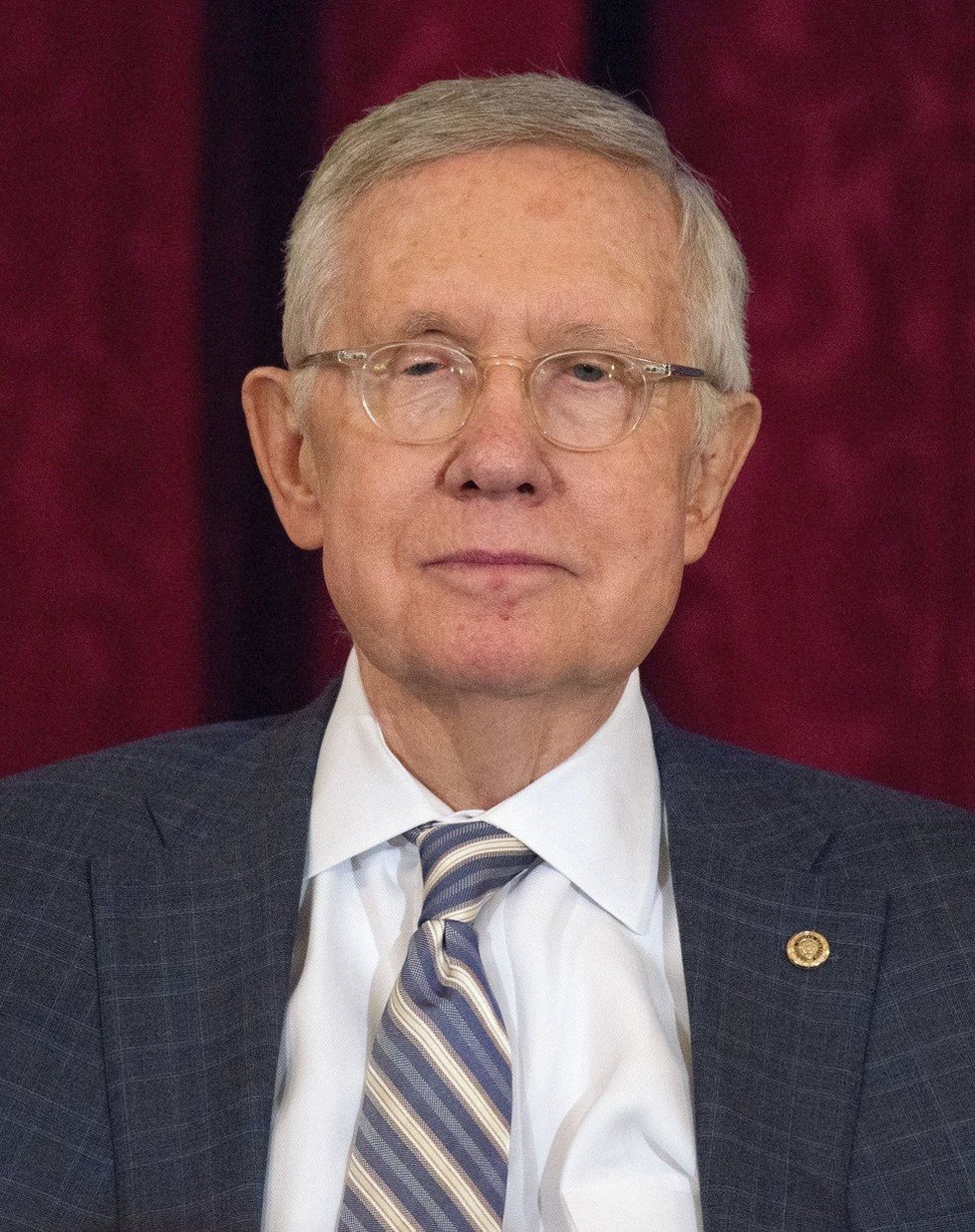 BBývalý americký senátor Harry Reid tvrdí, že se velmoci jako USA, Rusko a Čína intenzivně zabývají fenoménem UFO a že spolu v jeho výzkumu závodí. Řekl to v  rozhovoru s investigativním novinářem Georgem Knappem. (ilustrační foto)