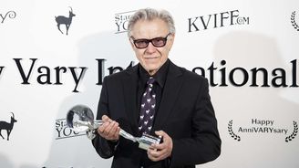Harvey Keitel pro Reflex: Svět se od mé první návštěvy Varů výrazně změnil k horšímu. Chci ho zlepšit Harvey Keitel pro Reflex: Svět se od mé první návštěvy Varů výrazně změnil k horšímu. Chci ho zlepšit