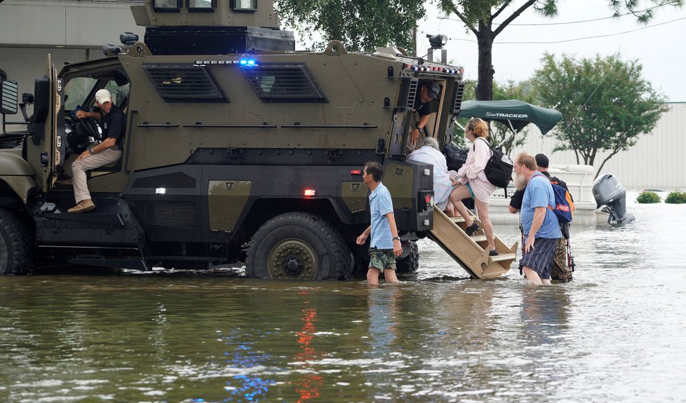 Harvey přinesl do Texasu mohutné povodně