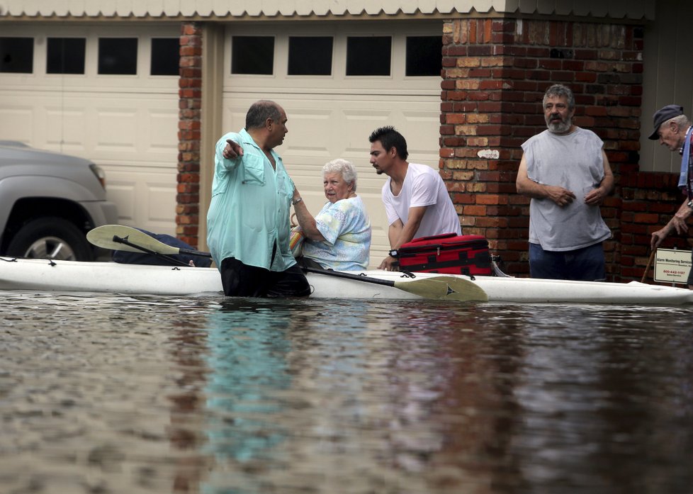 Harvey přinesl do Texasu mohutné povodně