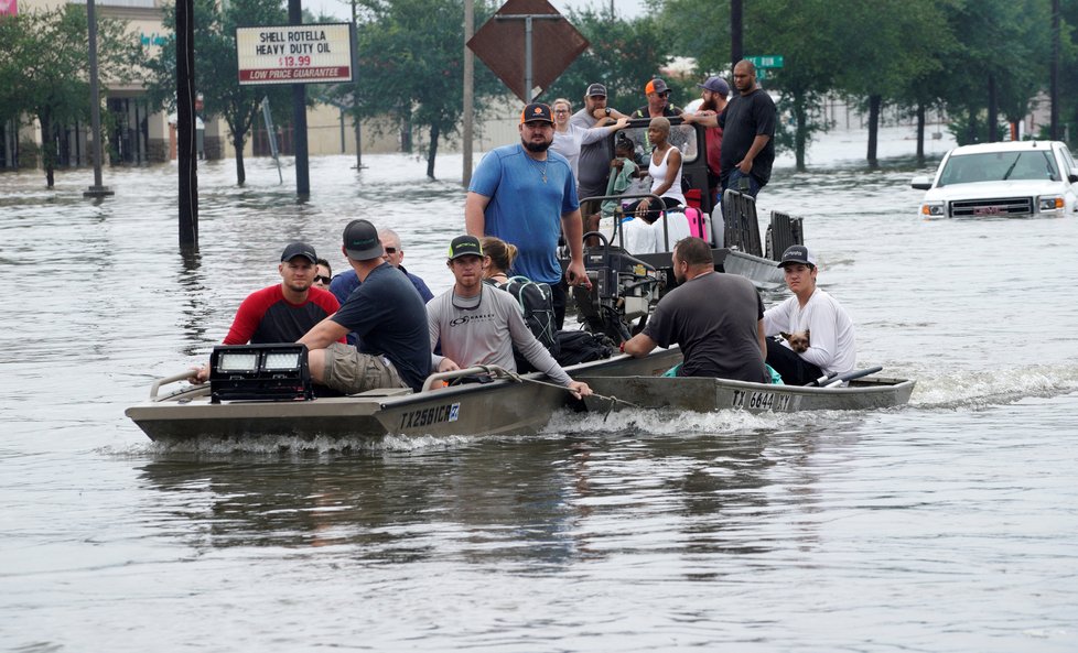 Bouře Harvey způsobila v Texasu mohutné záplavy