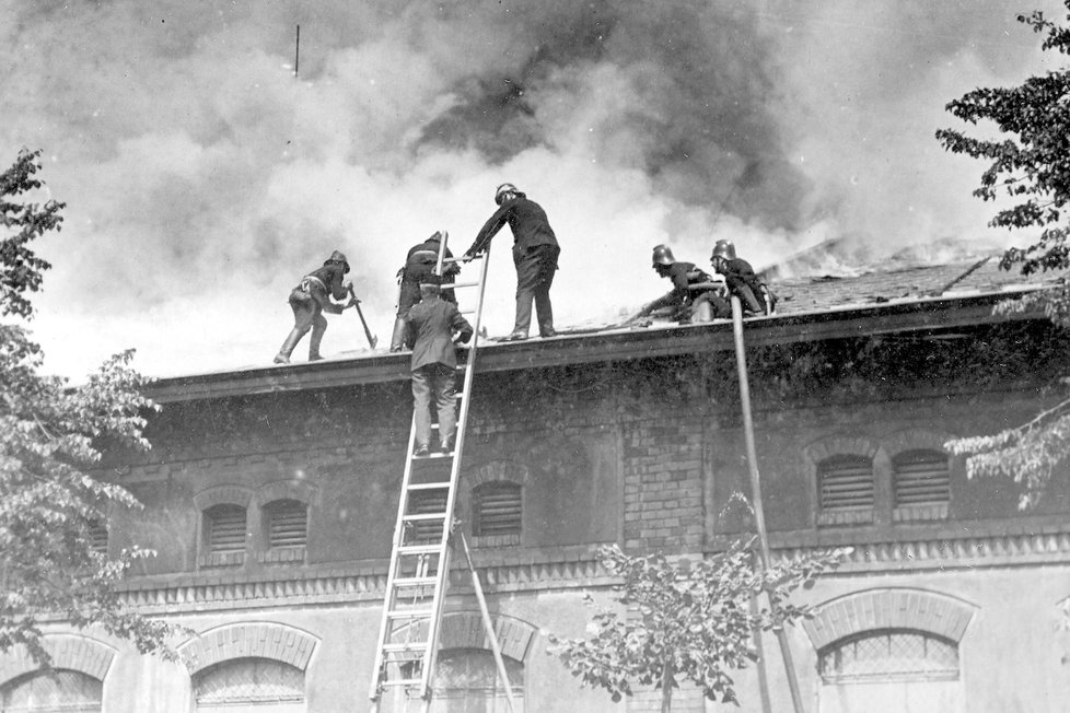 Požár budovy jatek v Holešovicích, rok 1929