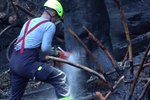 Boj hasičů s požárem v Českém Švýcarsku (29. 7. 2022)