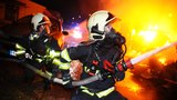 Ohnivé peklo v Michli: Požár haly způsobil škody za 10 milionů korun