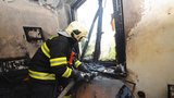 V dejvickém bytě hořelo! Hasiči evakuovali 14 lidí