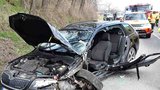 Vážná nehoda na Brněnsku: Zraněného řidiče museli hasiči vystříhat z vraku