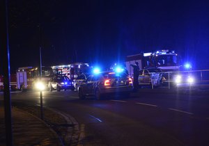 V mosteckém paneláku hořelo: Policie evakuovala 60 lidí (ilustrační foto).