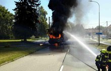 Na Vyškovsku vybuchl autojeřáb a hořící pneumatika  ...