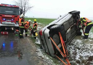 Pozor na ledovku, i přes teploty nad nulou se najdou i chladnější místa