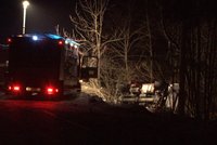 Hasiči bourali cestou k zásahu: 5 zraněných