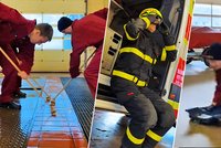 Hasiči jako olympionici! Humorné video z Ostravy baví internet