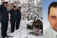 Před deseti lety jim při orkánu Kyrill zemřel kolega: Hasiči uctili památku tragicky zemřelého Dušana
