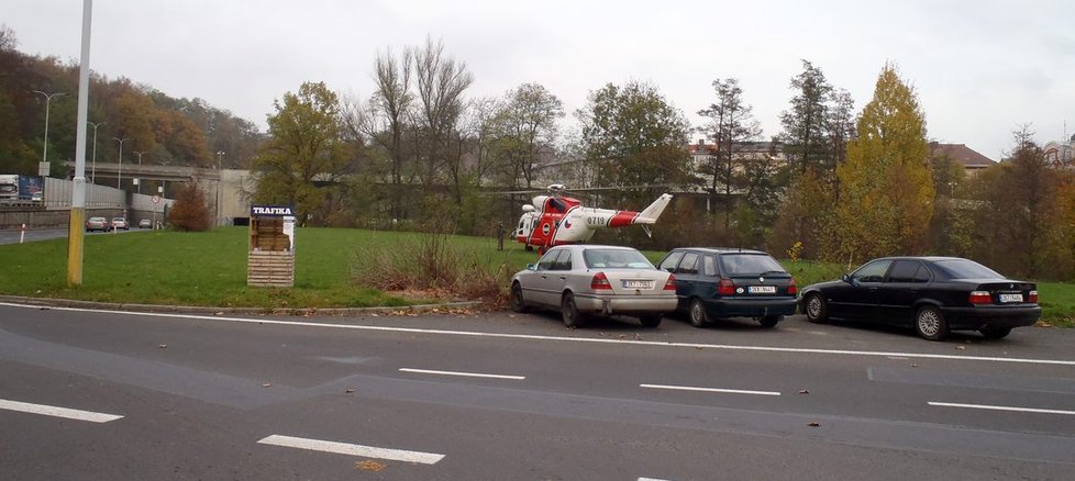 Chlapec si pádem do osmimetrové hloubky způsobil vážná zranění