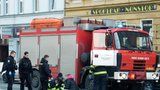 Hasiči v Plzni srazili chodce: Dramatické záběry z boje o lidský život