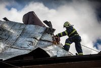 Česko zasáhne v neděli vichr, přidá se i hrozba povodní. Sledujte radar Blesku