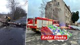 ONLINE: Vichřice v Česku zabíjela! Na muže spadla zeď, nehod přibývá. Sledujte radar Blesku