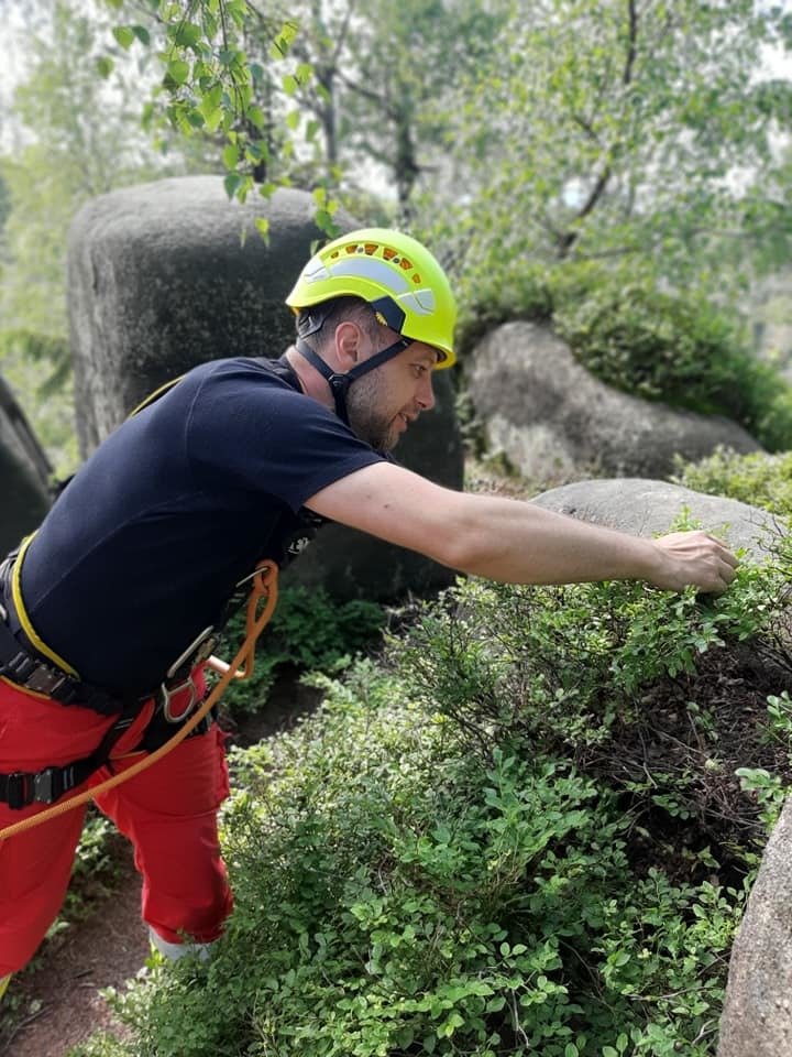 Cvičení záchranářů a hasičů z Královehradeckého kraje.