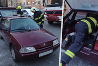 Thriller ve Svitavách: Hasiči promrzlého seniora zachránili z jeho vlastního auta!