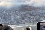 Letecký pohled na lesní požáry na Havaji (10.8.2023)