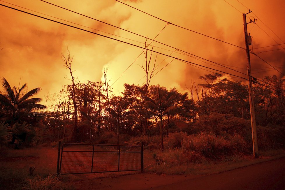 Sopka Kilauea pokračuje ve svém řádění.