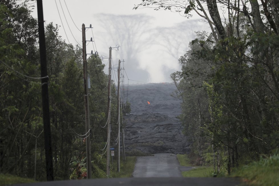 Sopka Kilauea pokračuje ve svém řádění.