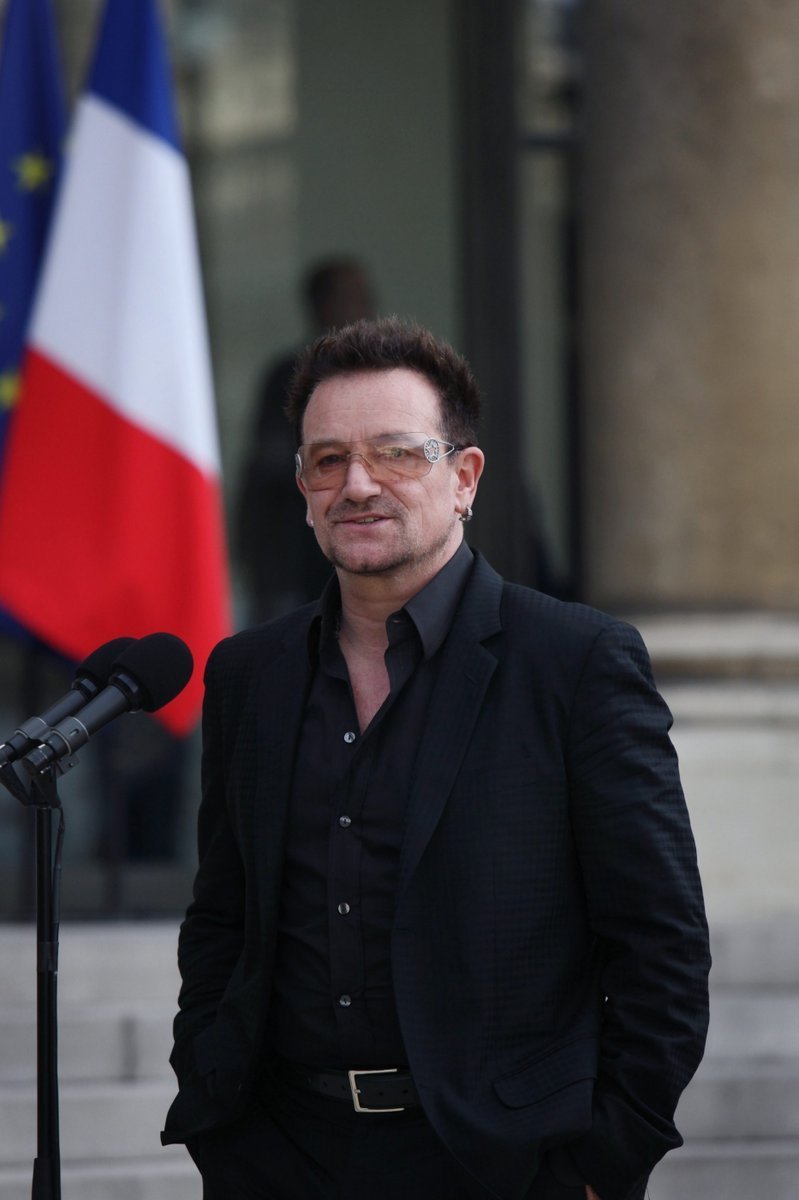 Bono Vox byl nejslavnějším Lorichovým pacientem.