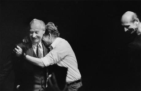 Havel s Dubčekem v listopadu 1989
