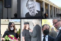 Přípitek na pohřbu Ivana M. Havla (†82), Havlová s kyticí i za Václava a Vondrovo nebe