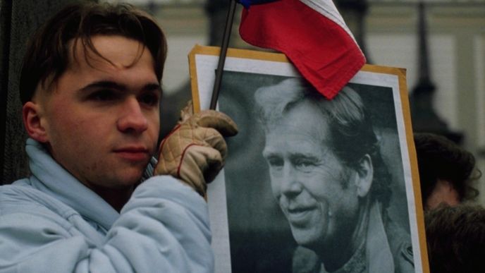 Václav Havel jako symbolem sametové revoluce v listopadu 1989