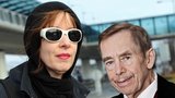 Do Prahy přiletěla Suzanne Vega, na pohřeb přítele Havla