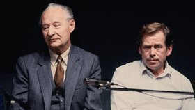 Václav Havel s Alexandrem Dubčekem v roce 1989