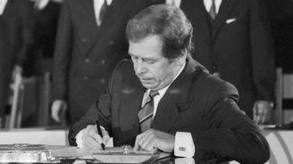 Deset mužů z Hradu: Václav Havel, prezident, který přijal odpovědnost a uměl dobře hrát v zákulisí