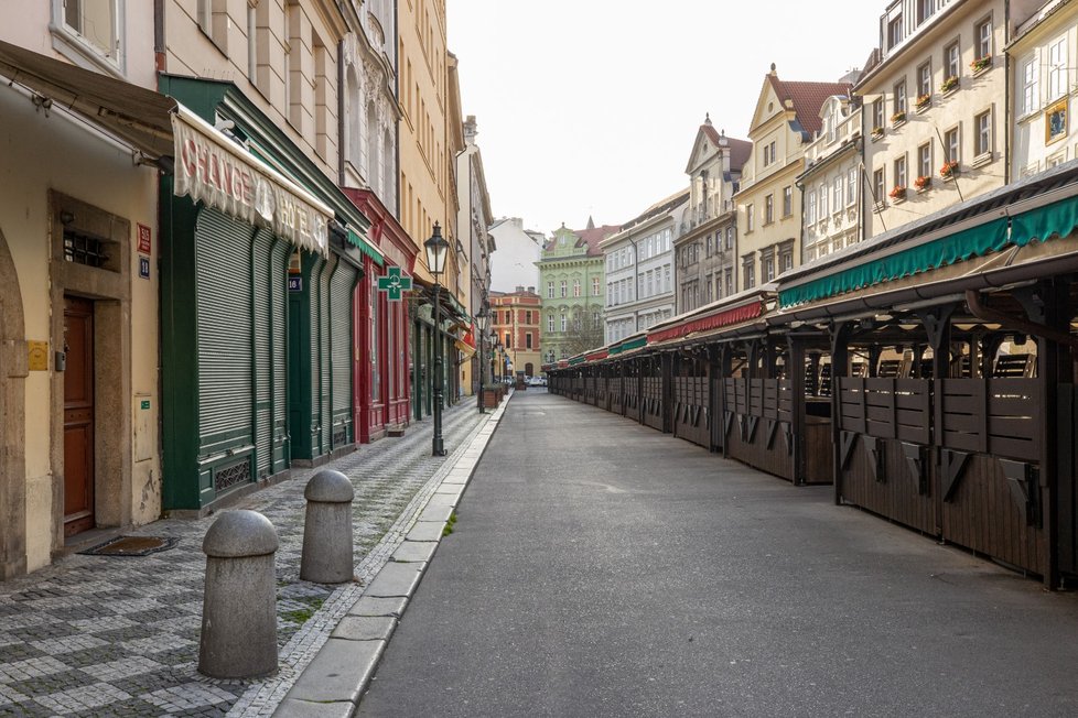 Havelské tržiště, které fungovalo bezmála 800 let, zeje prázdnotou.