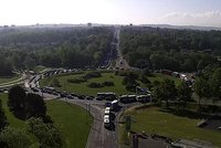 Kolaps Havířova! Silničáři frézují „kruháč“, řidiči v autech stojí desítky minut