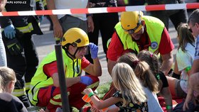 V Havířově spadl 3. září kolotoč s dětmi. Zranilo se 17 lidí.