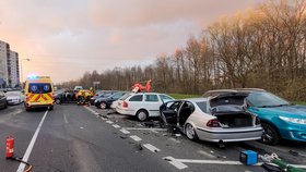 Tragická nehoda v Havířově: Sedm zraněných včetně malé holčičky (4)