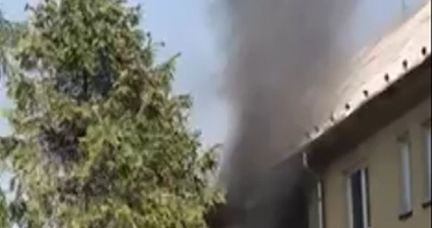 Tragický požár v Havířově nepřežily dvě děti, třetí měl zachránit kolemjdoucí